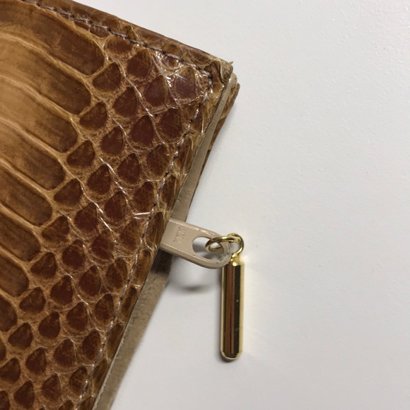 🦚HP🦚 J. Renee Clutch - Picture 5 of 5